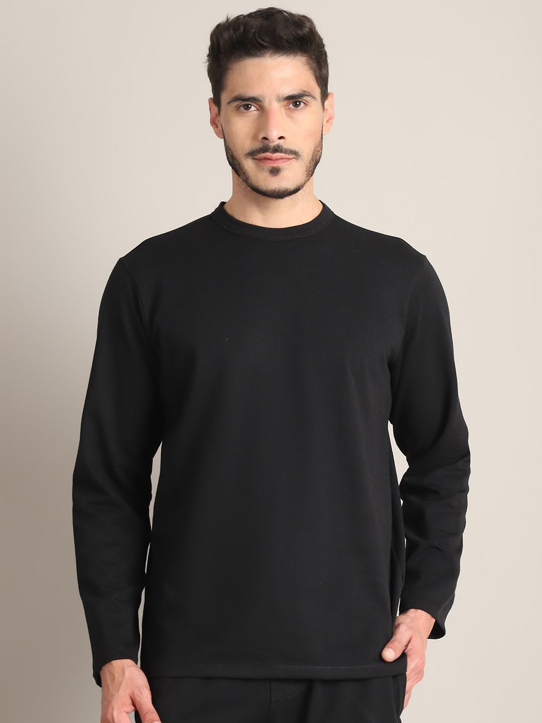 

Rute Men Round Neck Sweatshirt, Black