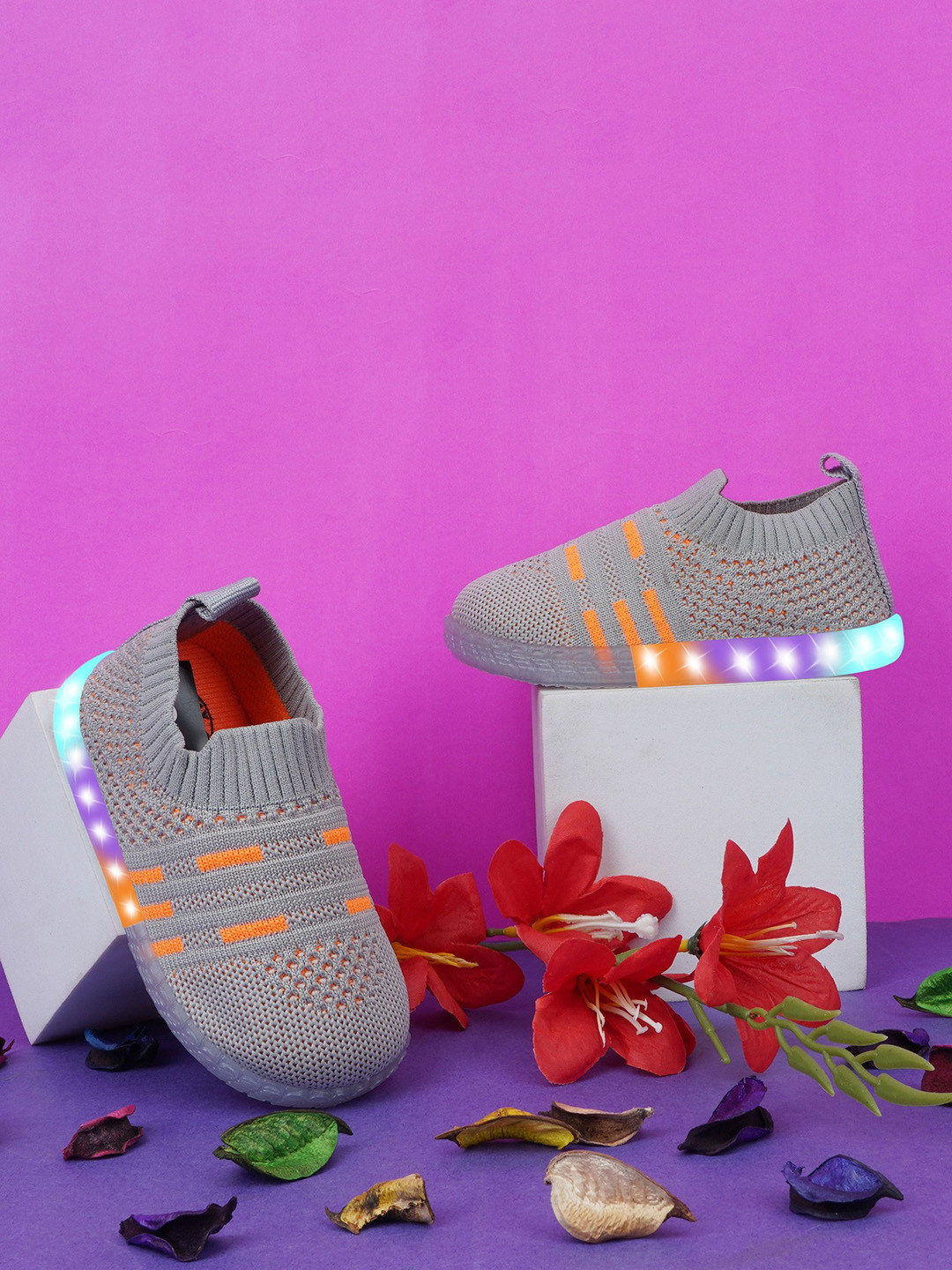 

BAESD Kids Led Lighting Slip-On Sneakers, Grey