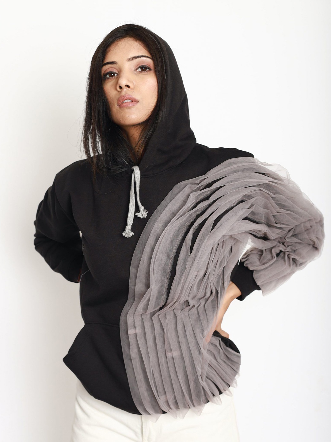 

THEFIGUREOUT Women Self Design Long Sleeves Hooded Sweatshirt, Black