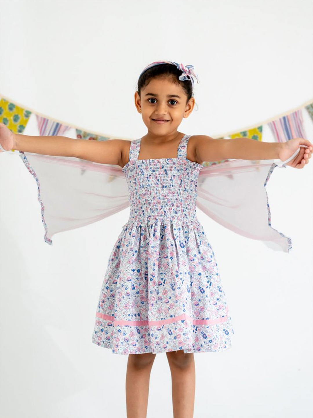 

Soleilclo Girls Cotton Floral Printed Square Neck Fit & Flare Dress, White