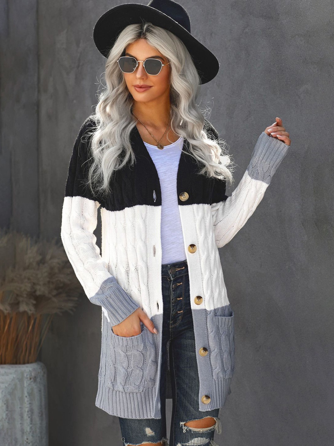 

StyleCast Women Colourblocked Cardigan Sweaters, Black