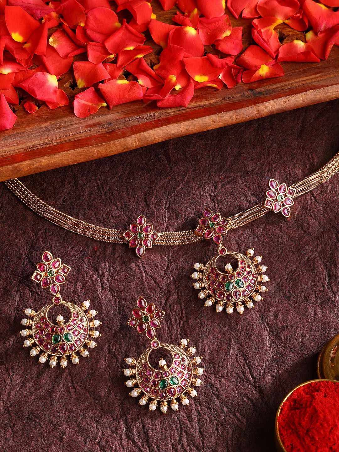 

Priyaasi Gold-Plated Stones-Studded Jewellery Set