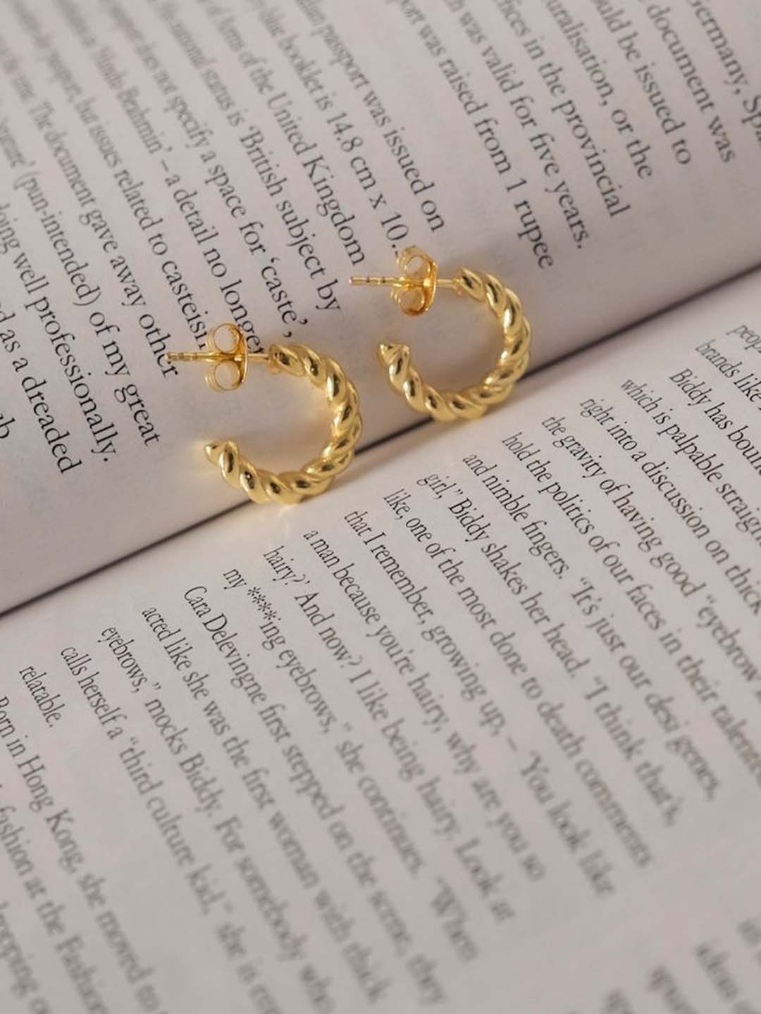 

Anushka Jain Jewellery 925 Sterling Silver Gold Plated Circular Hoop Earrings