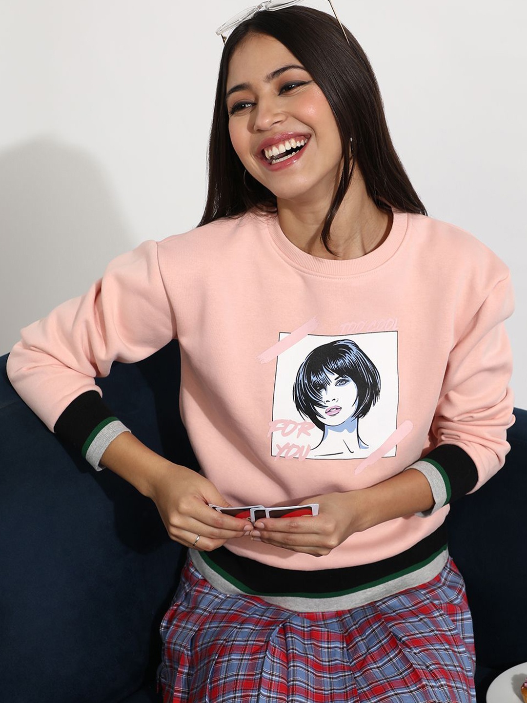 

Campus Sutra Women Round Neck Printed Pullover, Pink