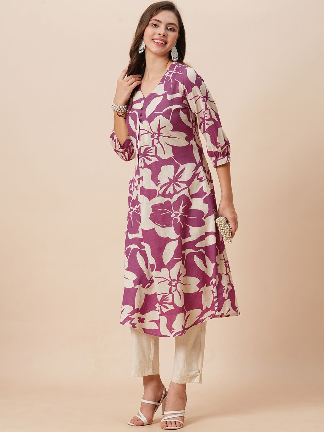 

KALINI Floral Printed Pure Cotton Kurta with Trouser, Magenta