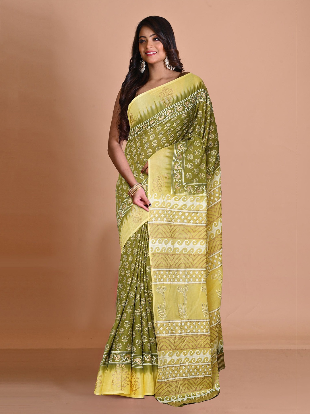 

Unnati Silks Pure Cotton Handloom Block Print Saree, Green