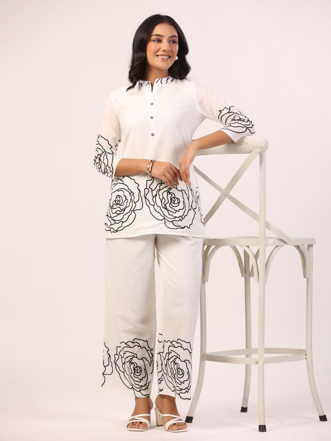 

PIROH Printed Mandarin Collar Pure Cotton Tunic & Trousers, White