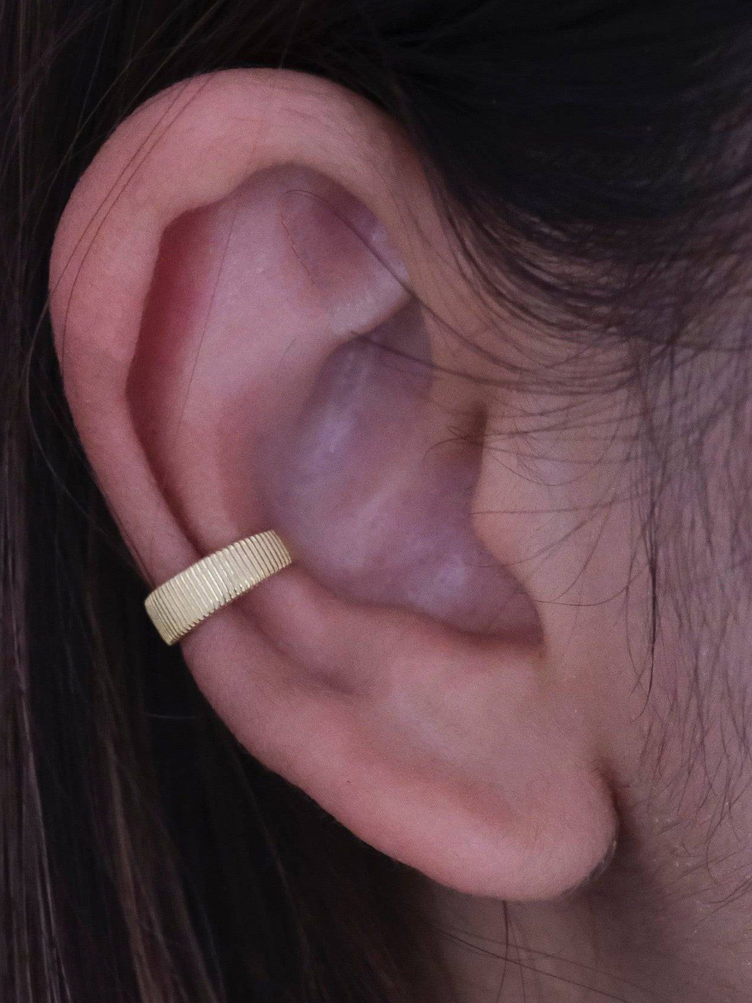 

Anushka Jain Jewellery Classic Ear Cuff Earrings, Gold