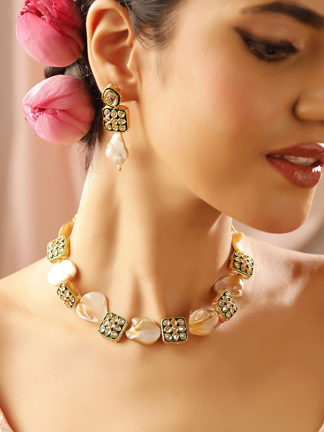 

Priyaasi Gold Plated Geometric Pattern Kundan Studded Choker Jewellery Set