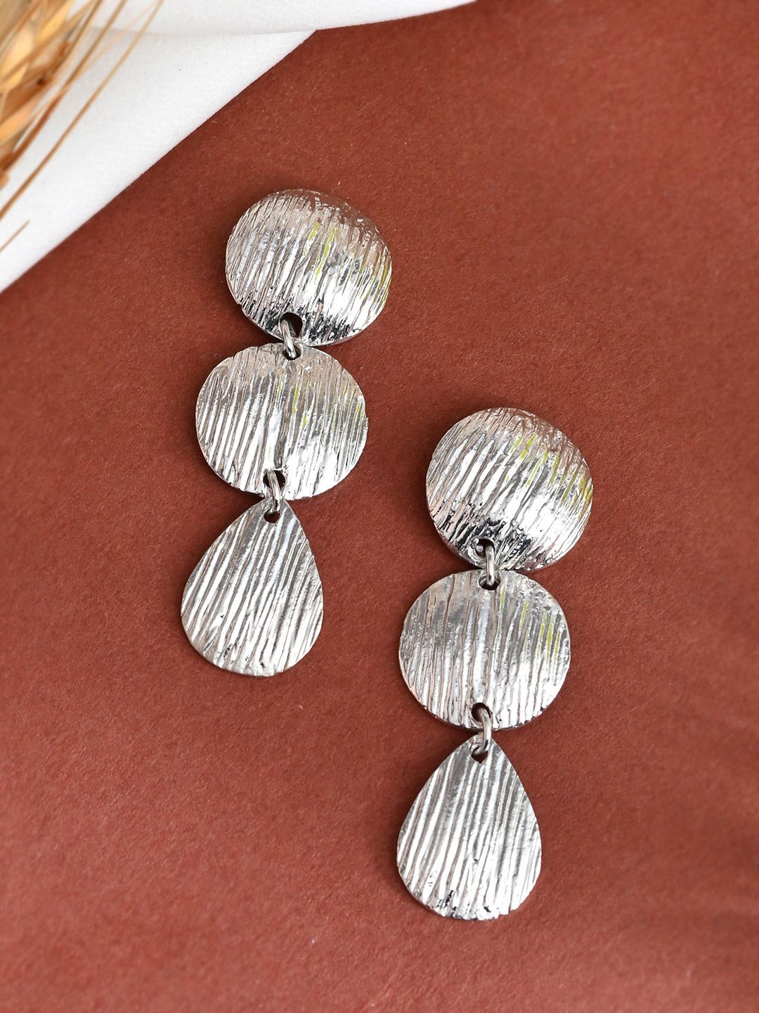 

RICHEERA Silver-Plated Contemporary Drop Earrings