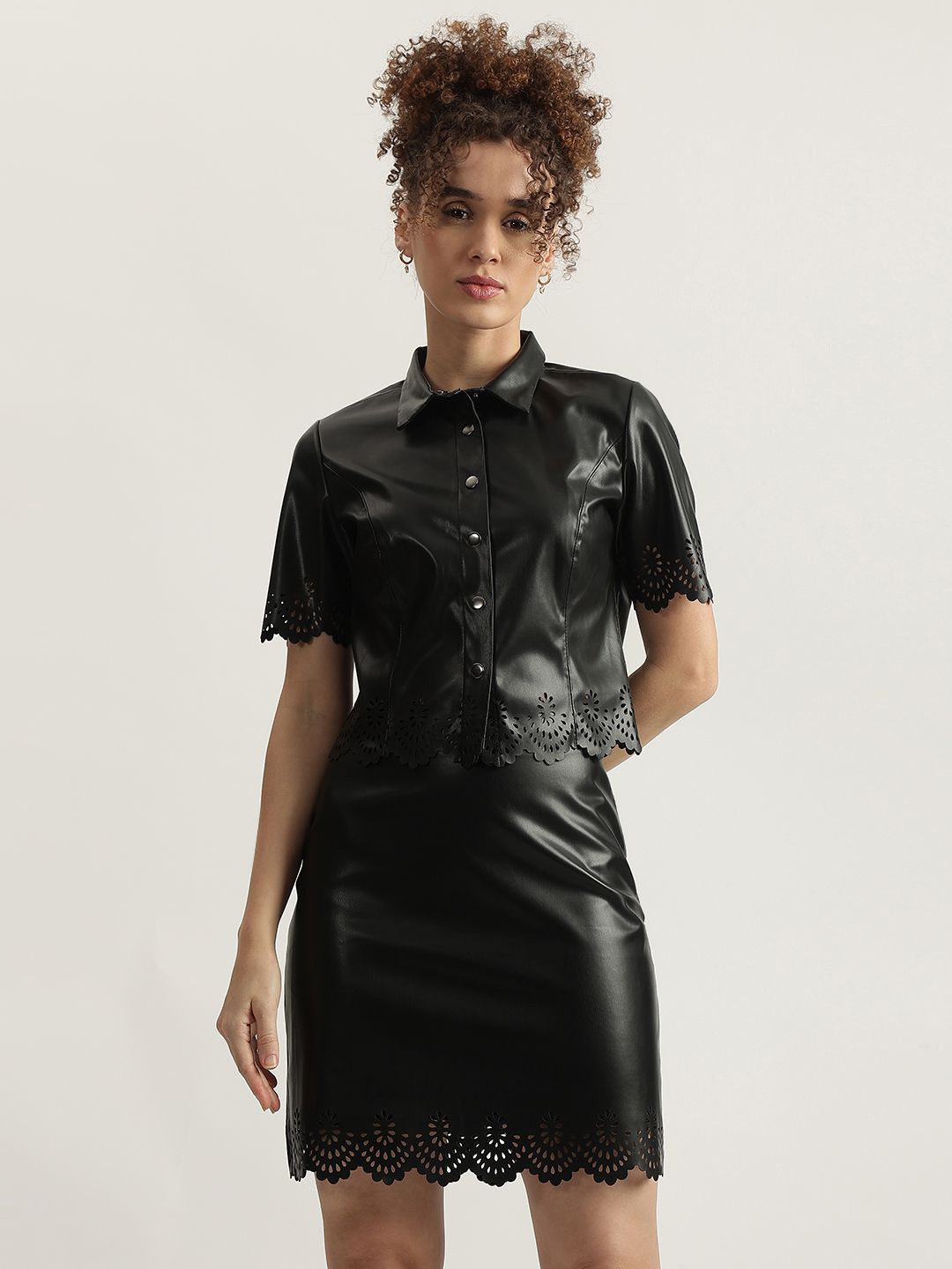 

CENTRESTAGE Women Shirt Collar Shirt Style Top, Black