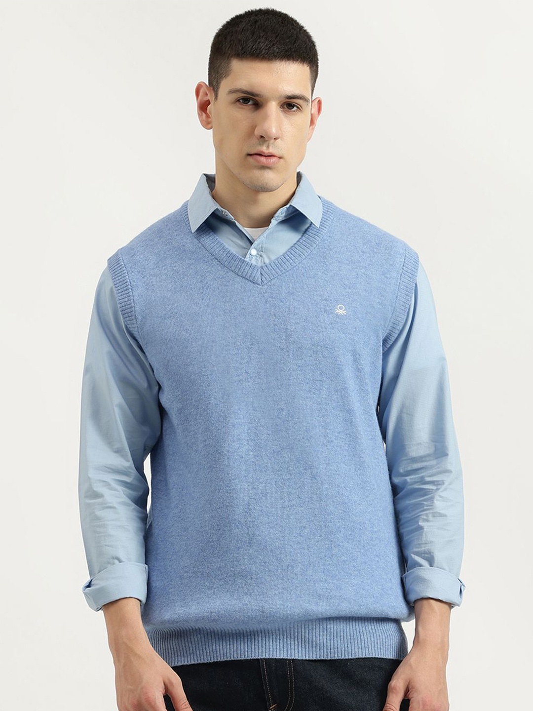 

United Colors of Benetton Men V-neck Sleeveless Sweater Vest Sweater, Blue