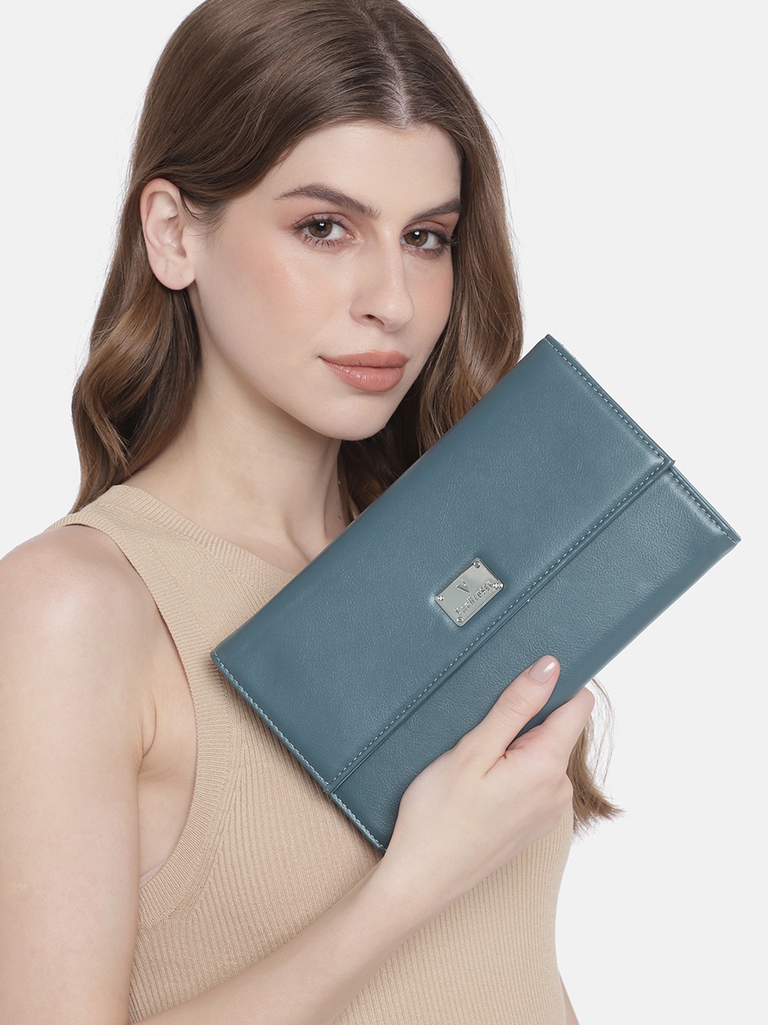 

Van Heusen Women Three Fold Wallet, Teal