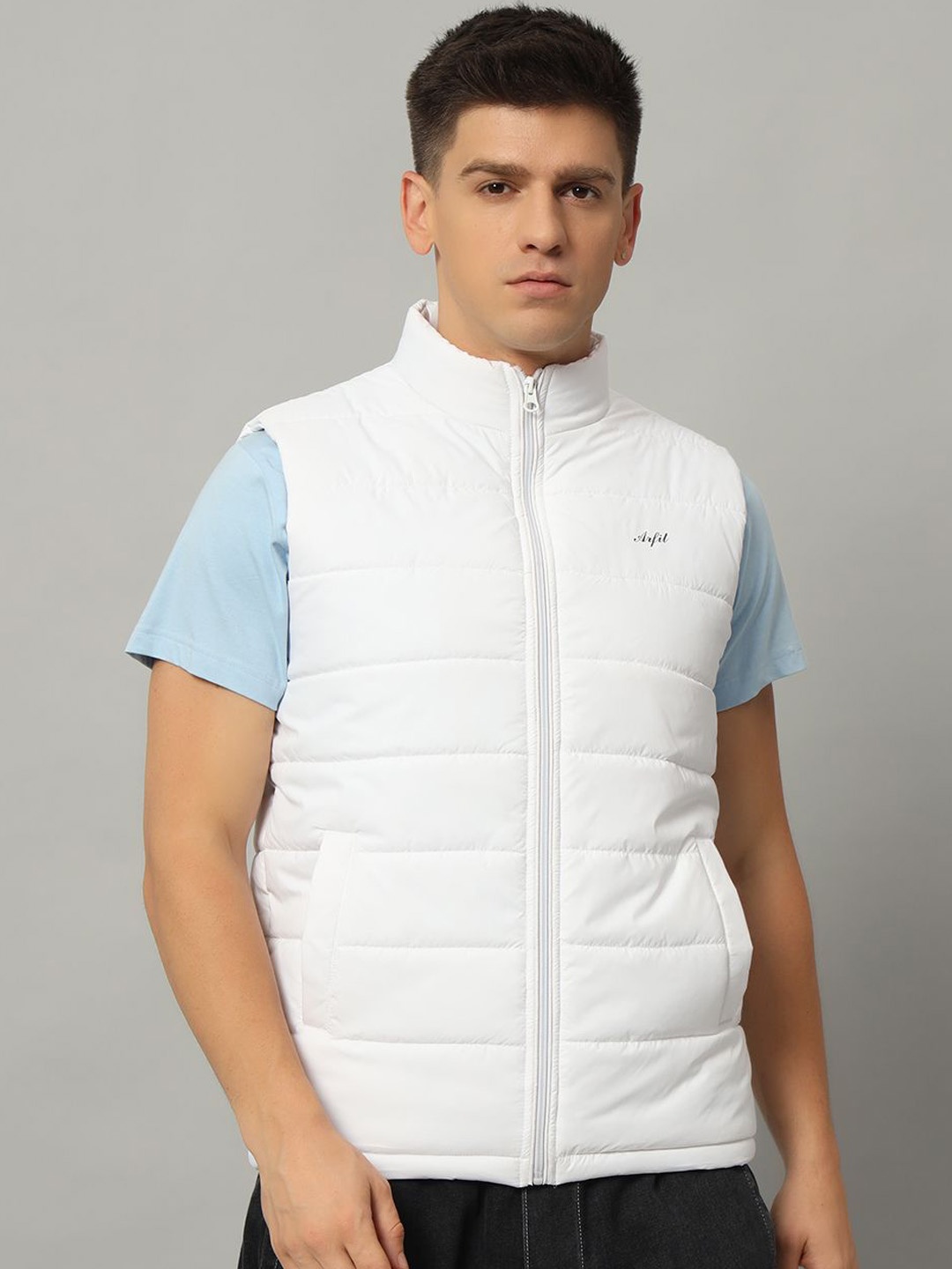 

AR-FIT Men Polyester Lightweight Sleeveless Knitted Jacket, White