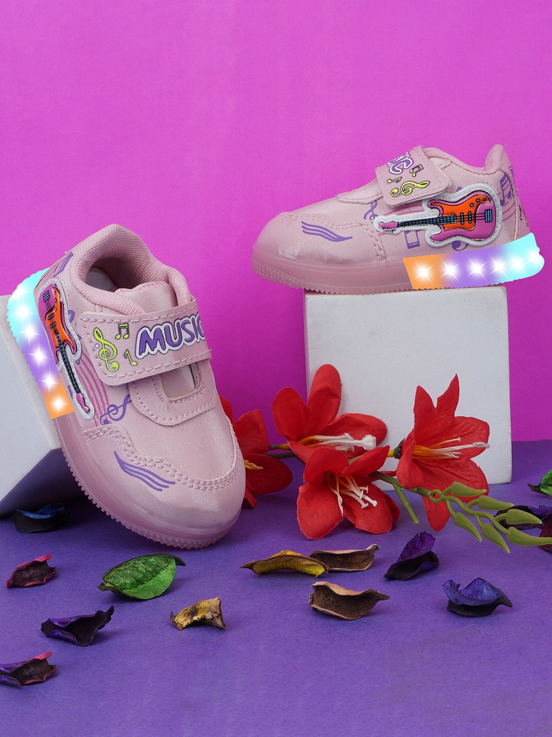 

BAESD Kids Colourblocked Led Lighting Velcro Sneakers, Pink