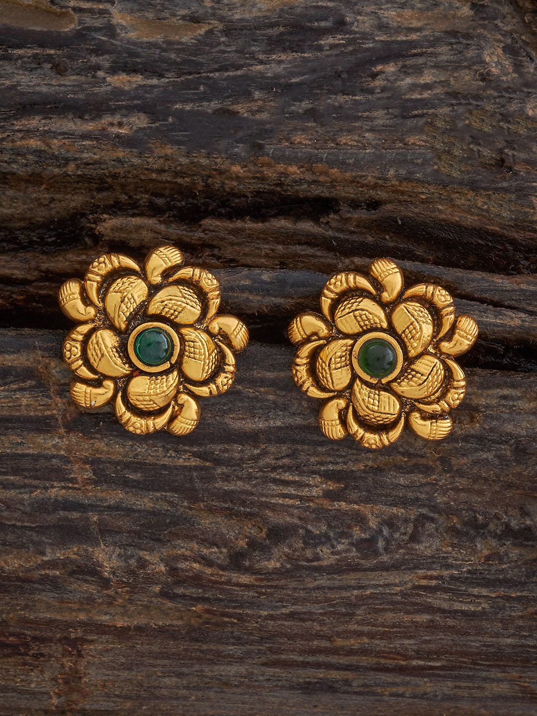 

Kushal's Fashion Jewellery Gold-Plated Silver Stone Studded & Beaded Temple Studs