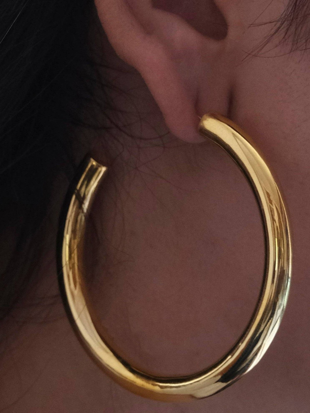 

Anushka Jain Jewellery 925 Sterling Silver Gold Plated Circular Hoop Earrings