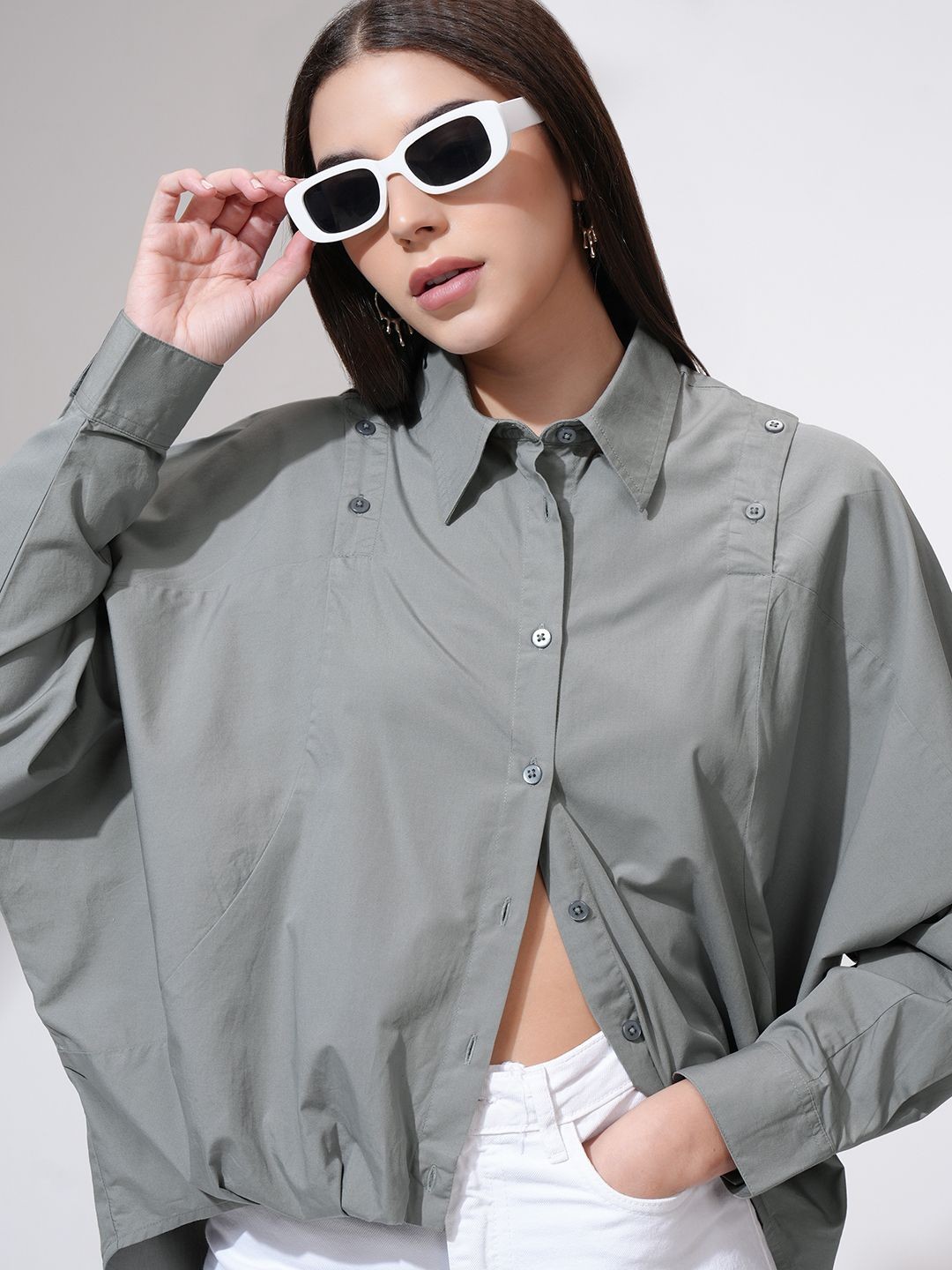 

Tokyo Talkies Women Solid Dropshoulder Oversized Fit Shirt, Grey