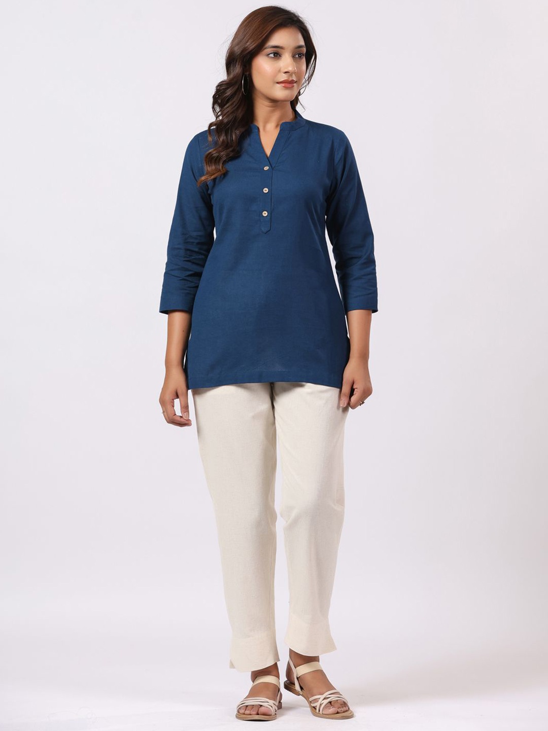

PIROH Women Mandarin Collar Pure Cotton Kurti, Navy blue