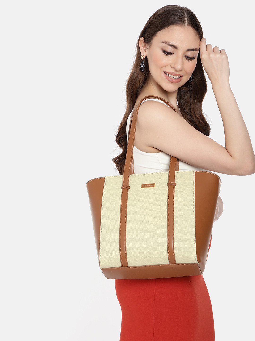 

Van Heusen Solid Shoulder Bag, Off white