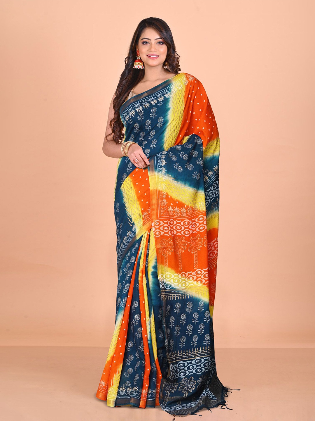 

Unnati Silks Floral Zari Handloom Block Print Saree, Green