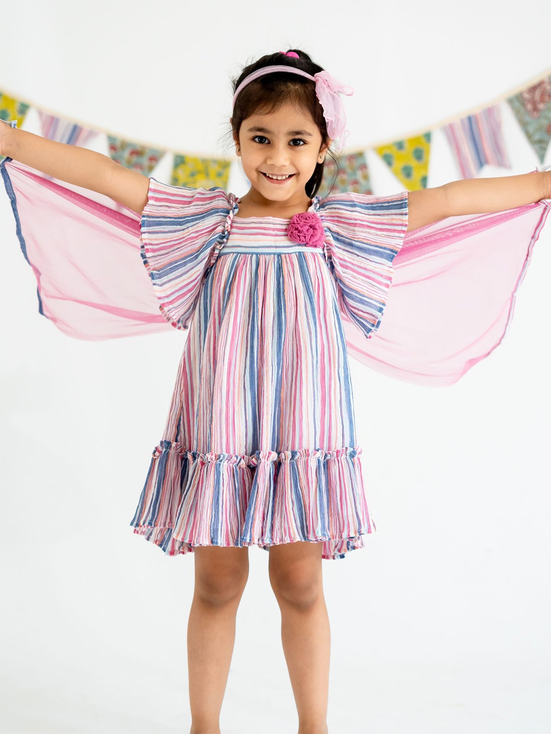 

Soleilclo Girls Square Neck Striped Flutter Sleeve A-Line Dress, Pink