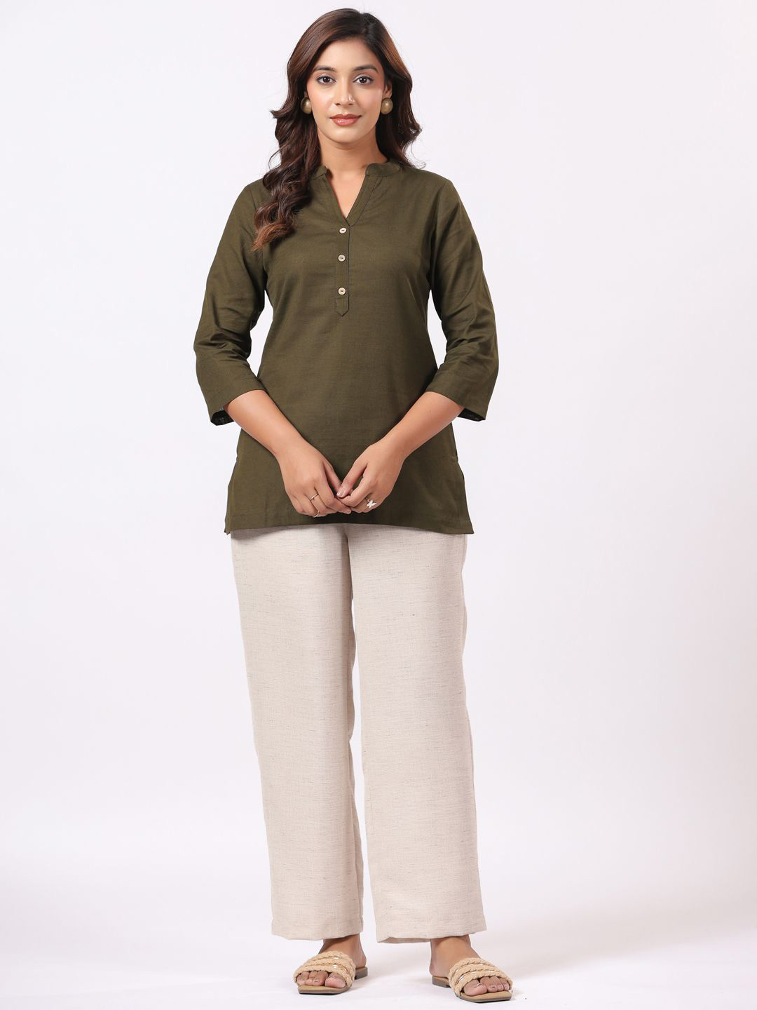 

PIROH Women Pure Cotton Mandarin Collar Kurti, Olive