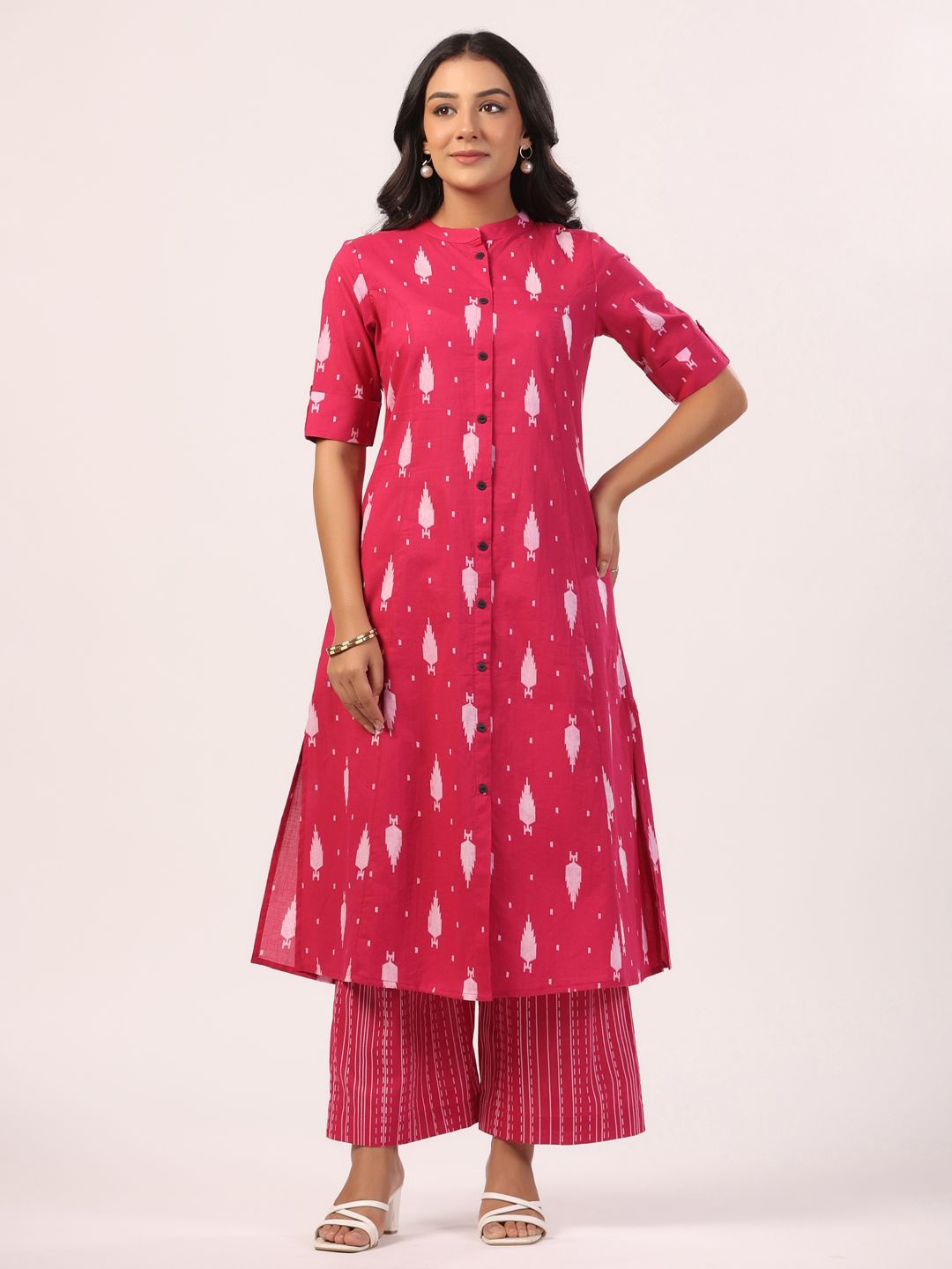 

PIROH Ethnic Motifs Printed Straight Pure Cotton Kurta with Palazzos, Magenta