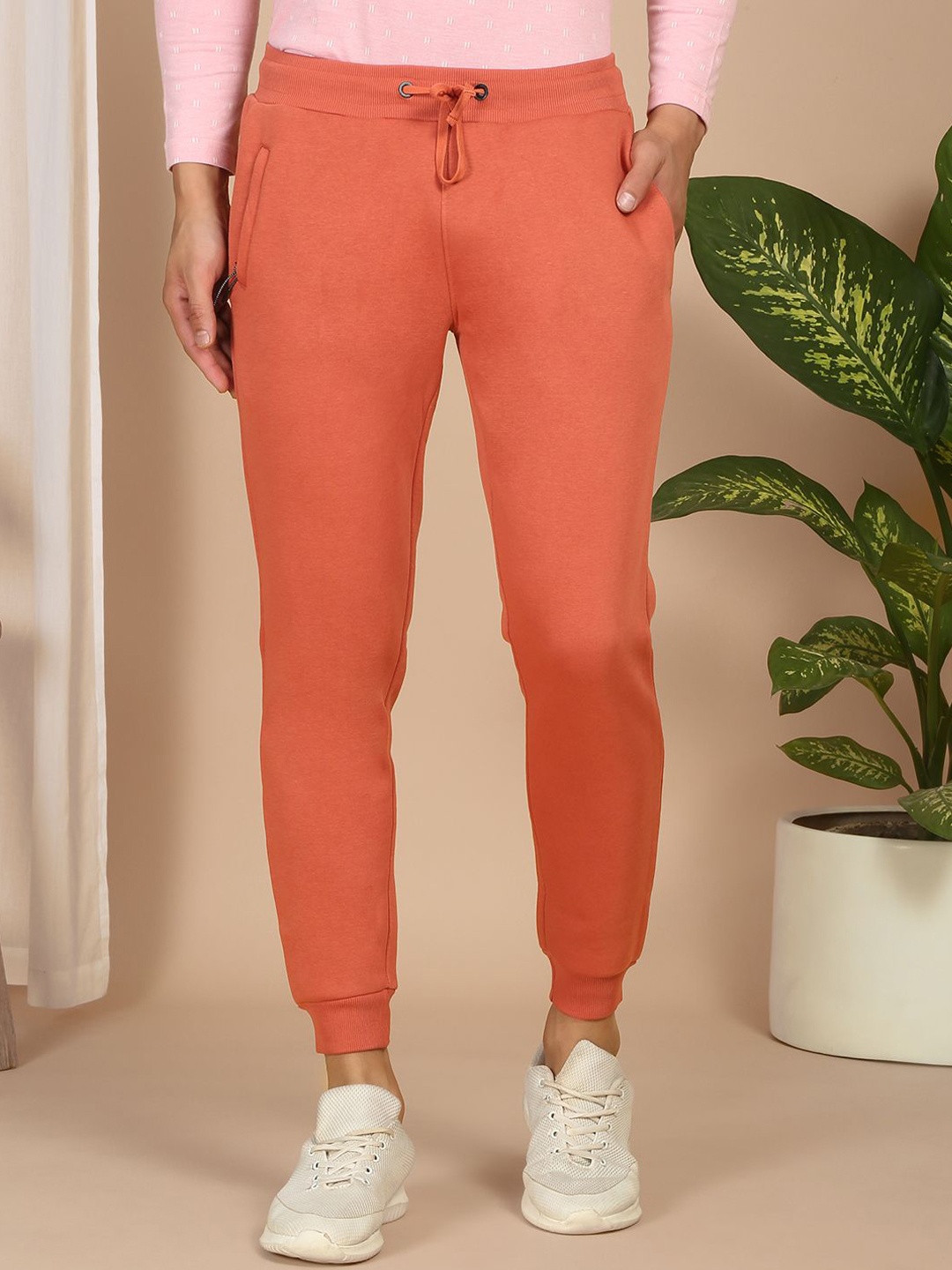 

Sweet Dreams Men Mid-Rise Regular Fit Joggers, Brown