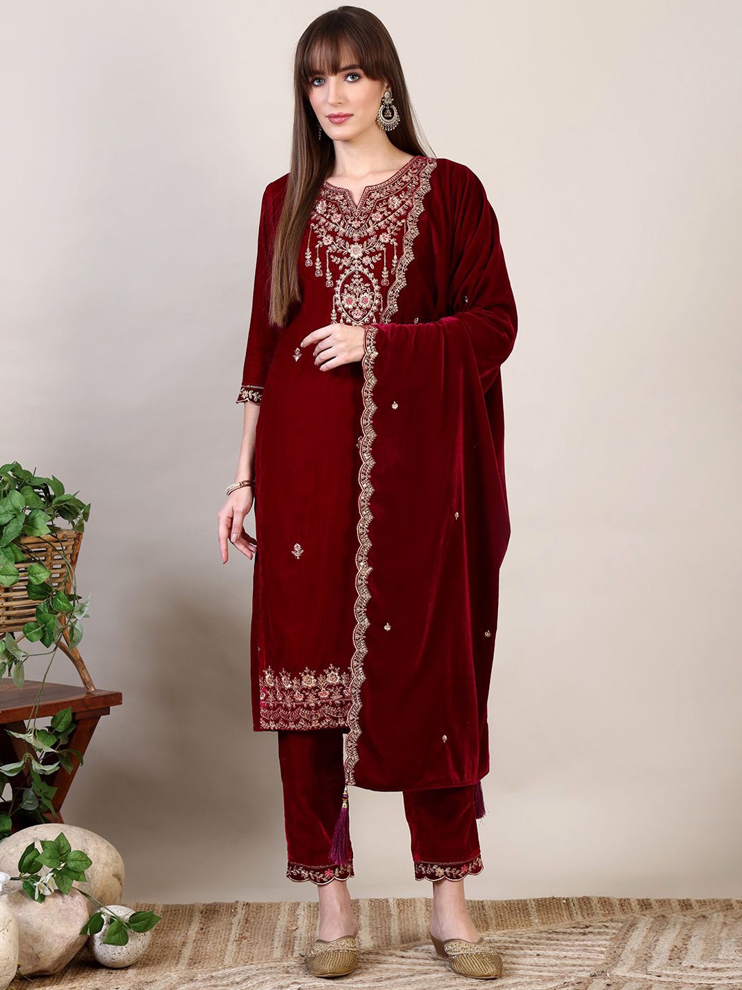 

KALINI Floral Embroidered Beads and Stones Velvet Kurta with Trouser & Dupatta, Maroon