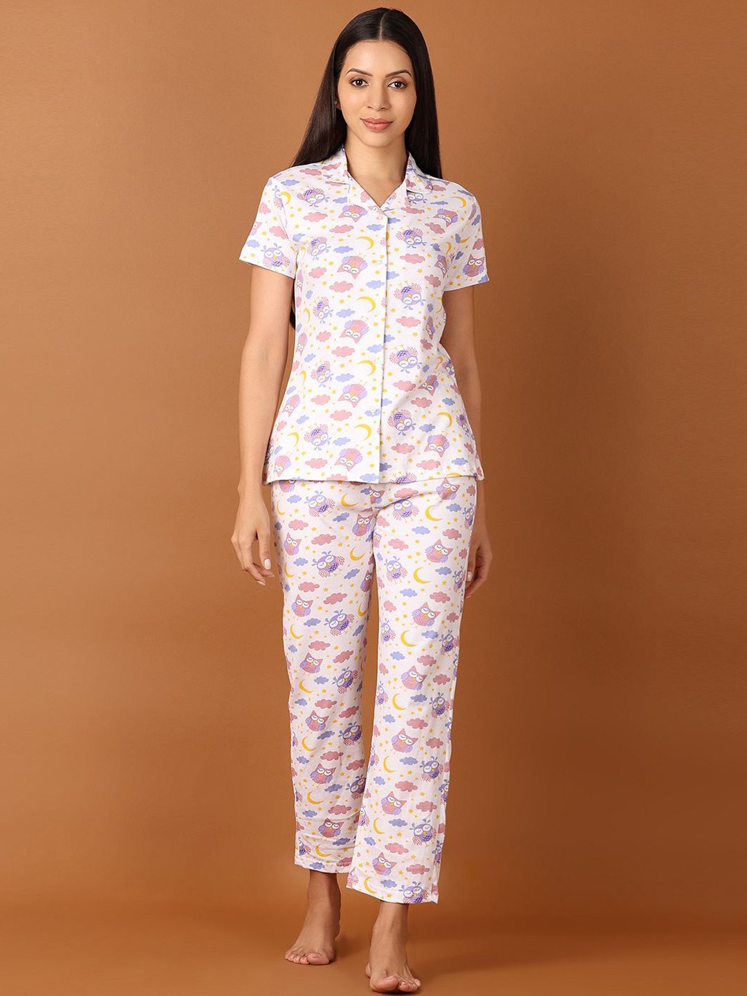 

V-Mart Women Graphic Printed Lapel Collar Night suit, White