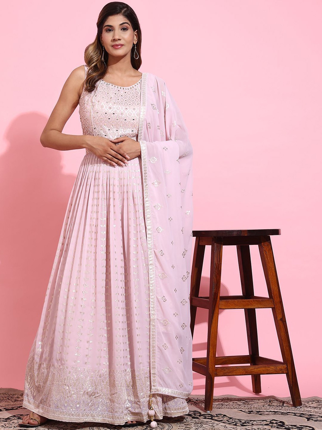 

VANAKARA Embroidered Fit and Flare Ethnic Dresses With Dupatta, Pink
