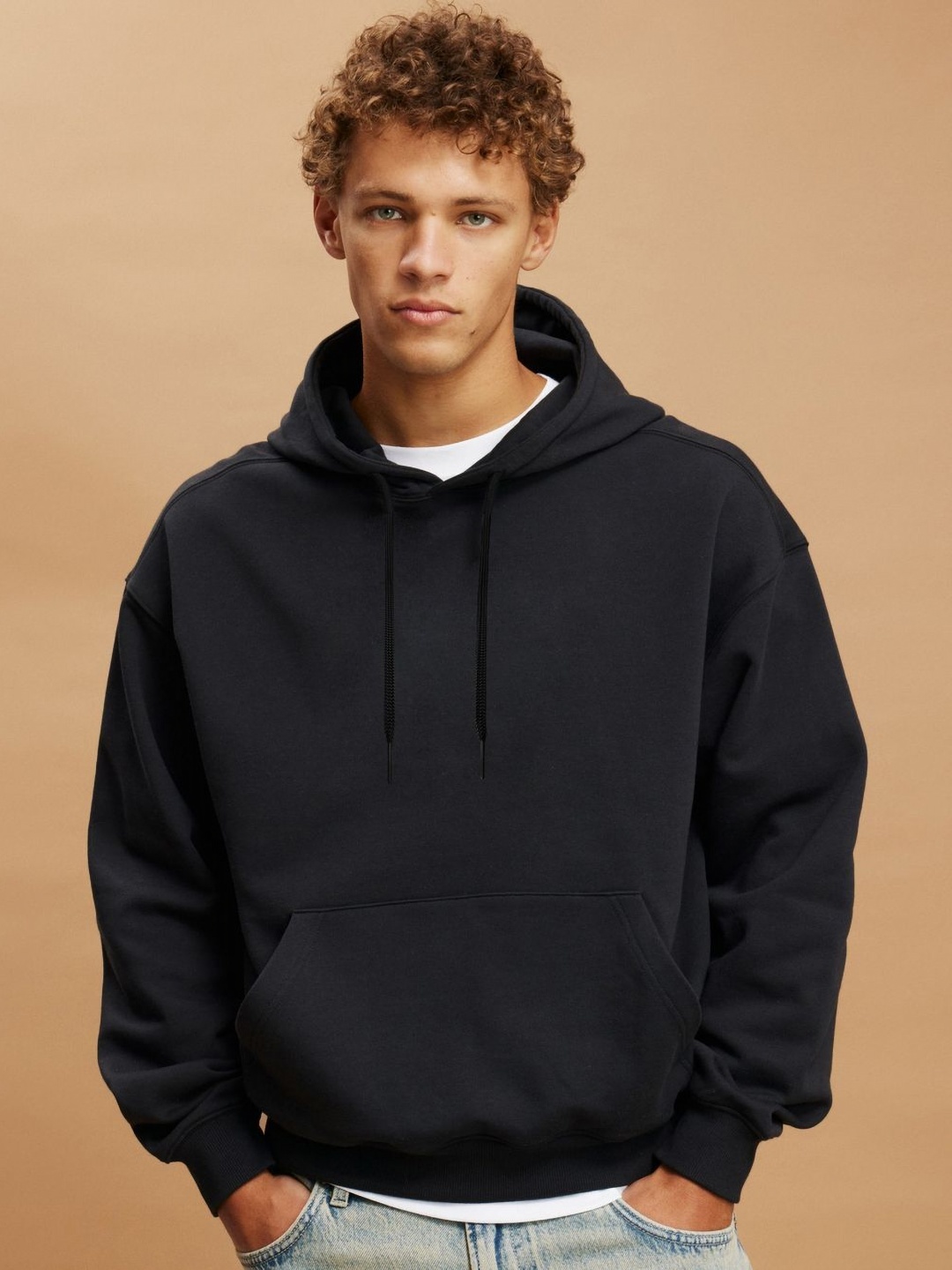 

CLAFOUTIS Men Hooded Sweatshirt, Black