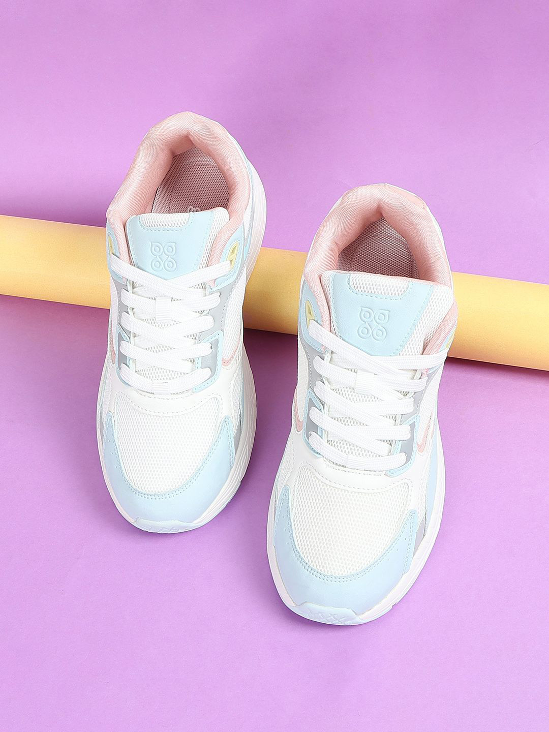 

Ginger by Lifestyle Women Round Toe Lace-Ups Sneakers, Blue