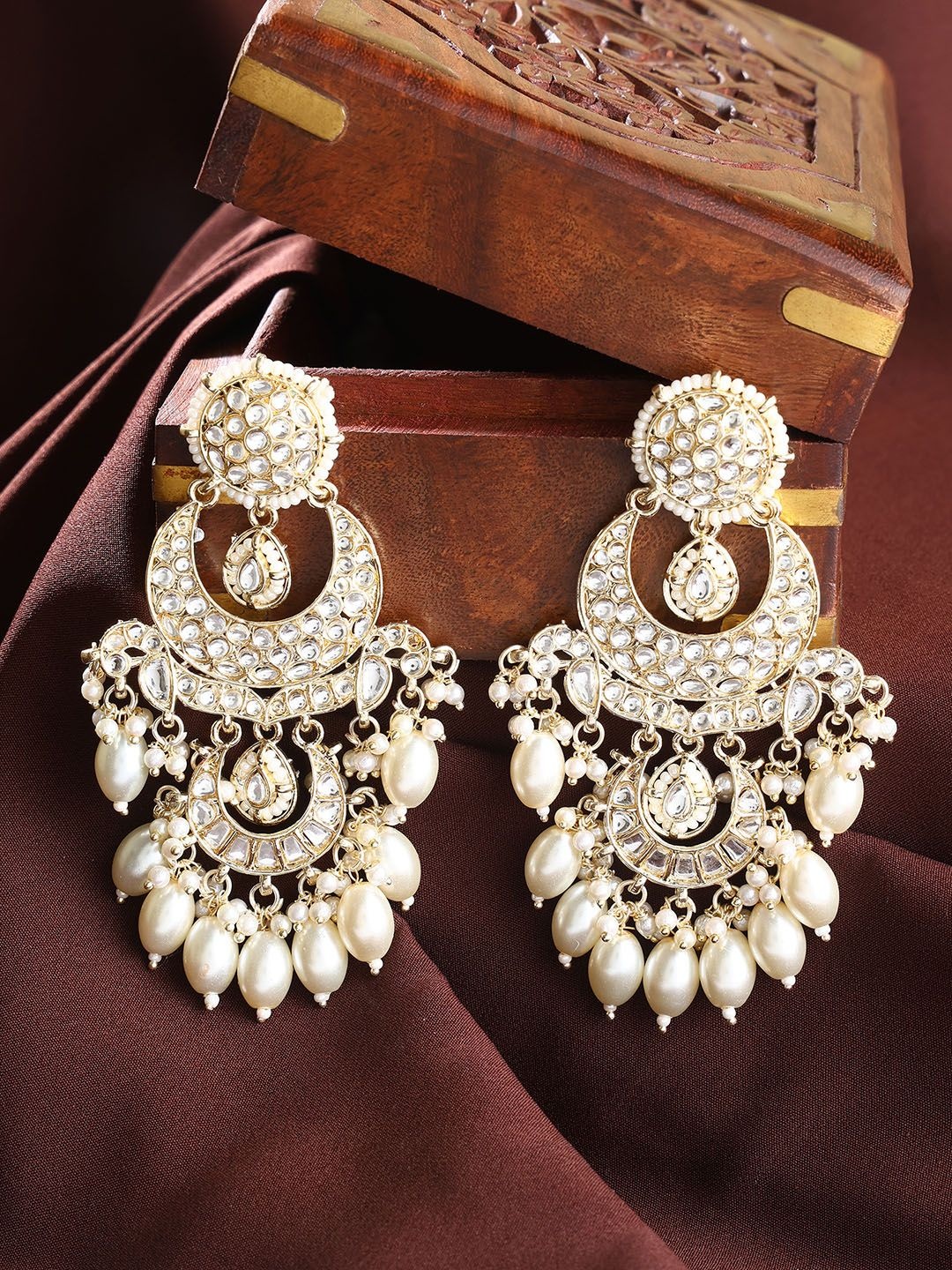 

Priyaasi Gold-Plated Kundan Stone Studded & Pearls Beaded Contemporary Chandbalis