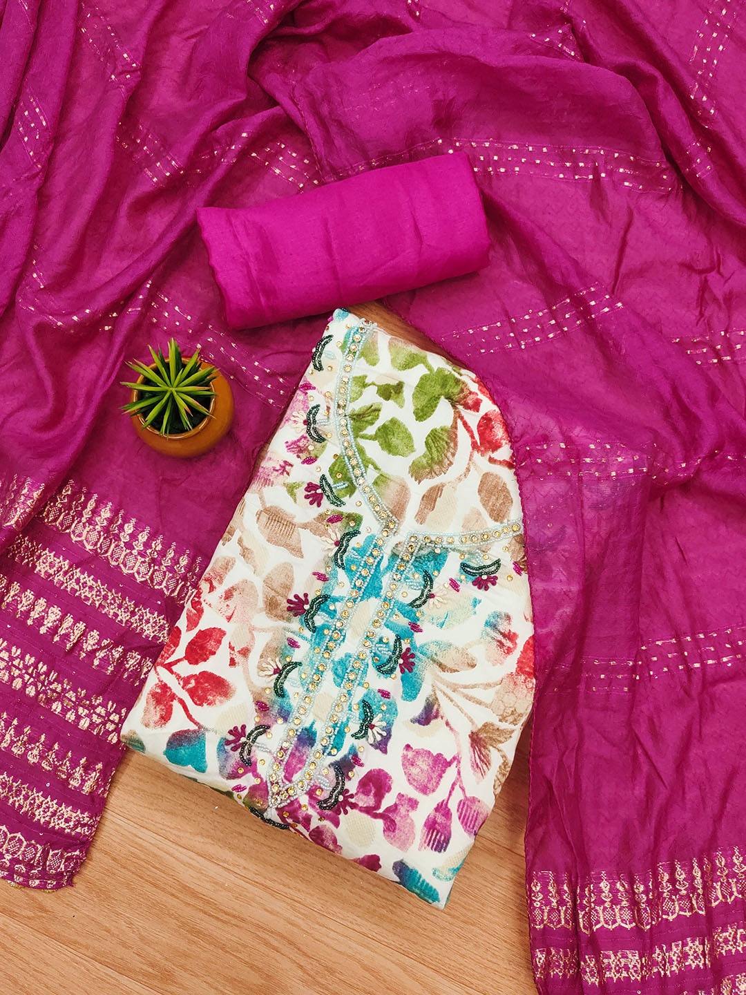 

Maroosh Floral Printed Beads and Stones Cotton Unstitched Dress Material, Pink