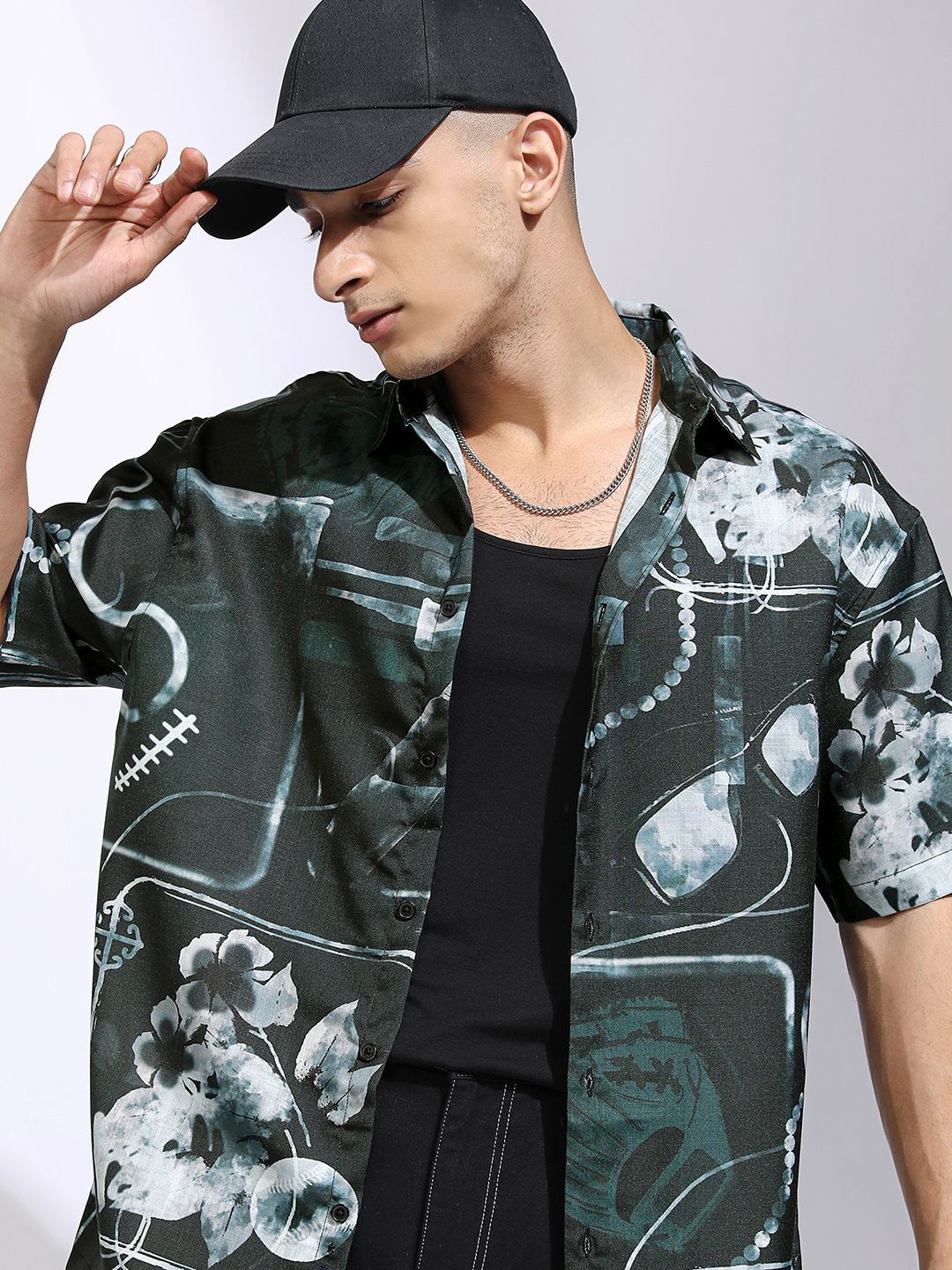

HIGHLANDER Men Popcorn Textured Printed Oversized Shirt, Black