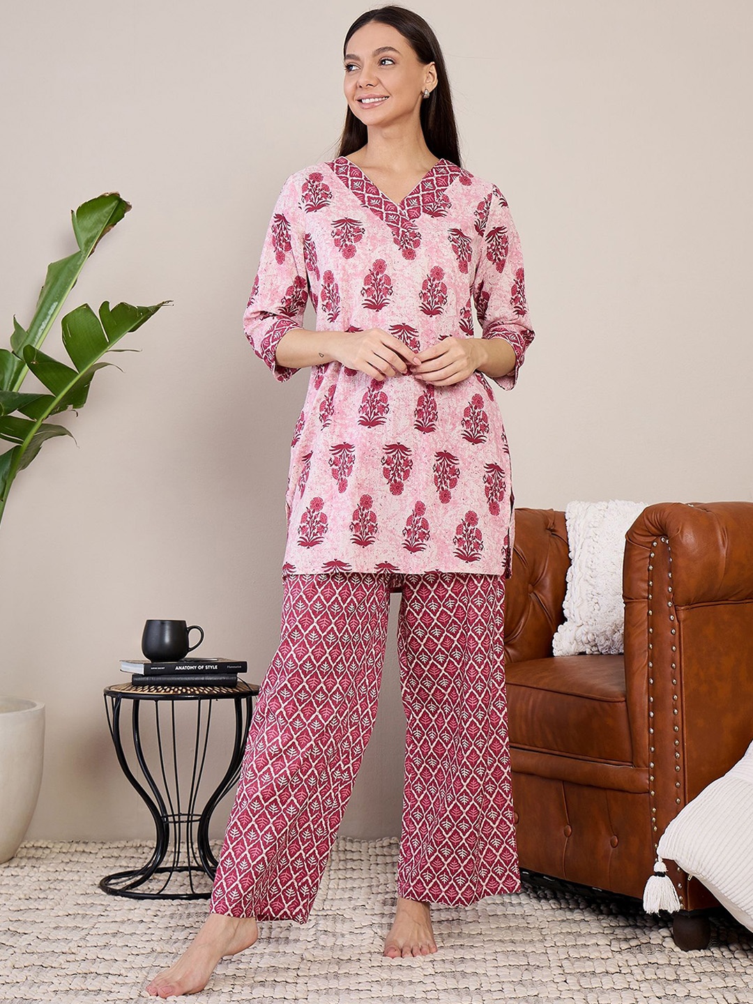 

July Women Pure Cotton Ethnic Motifs Printed V-Neck Night suit, White