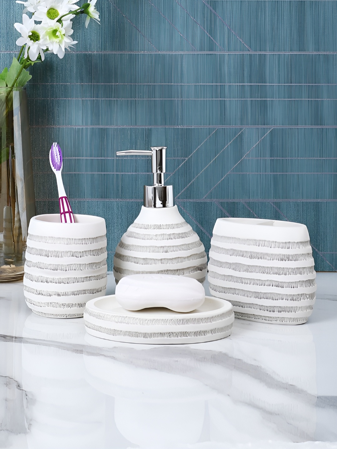 

TAYHAA White & Grey 4 Pieces Striped Bath Accessories Set