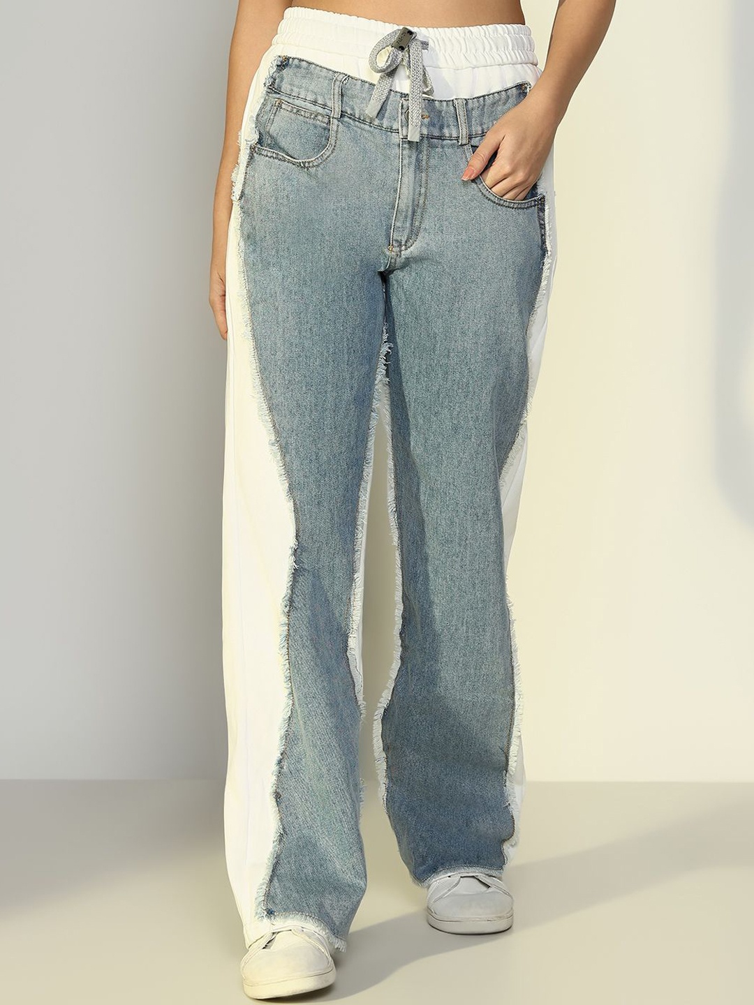 

SHOWOFF Women Cotton Comfort Jogger Light Fade Acid Wash Stretchable Jeans, White
