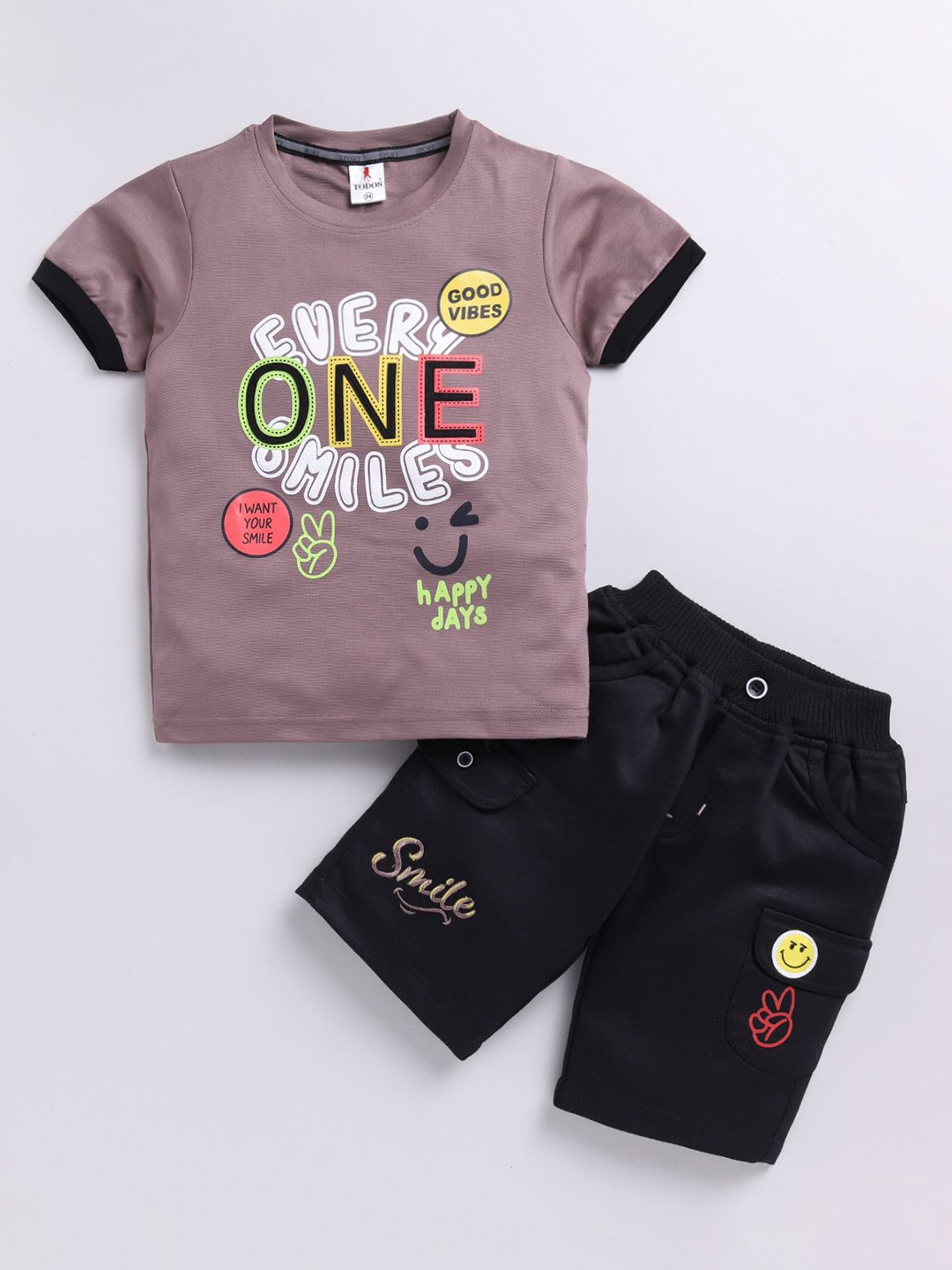 

Annie Boys Printed T-shirt with Shorts, Brown