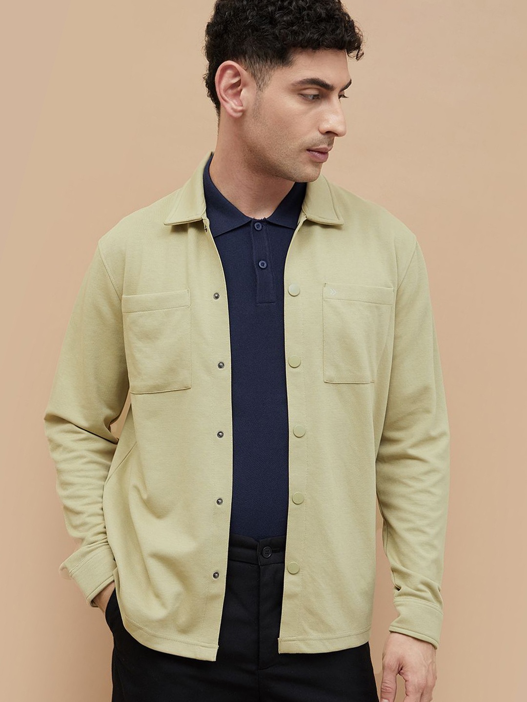 

CODE by Lifestyle Men Solid Casual Shirt, Green