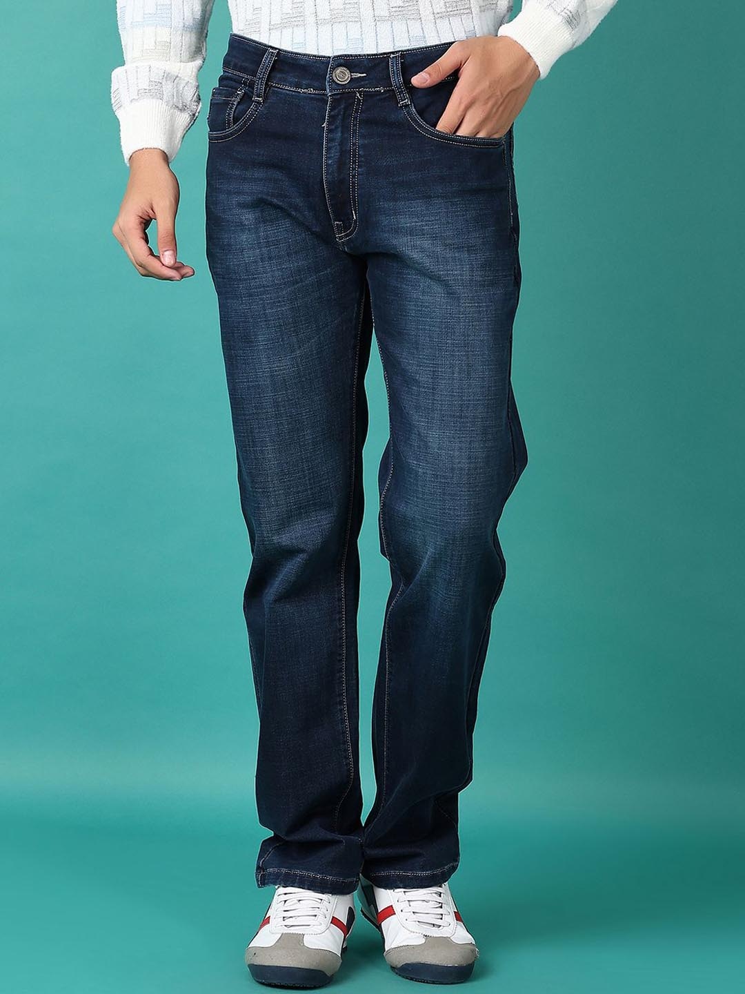 

V-Mart Men Mid-Rise Light Fade Jeans, Blue