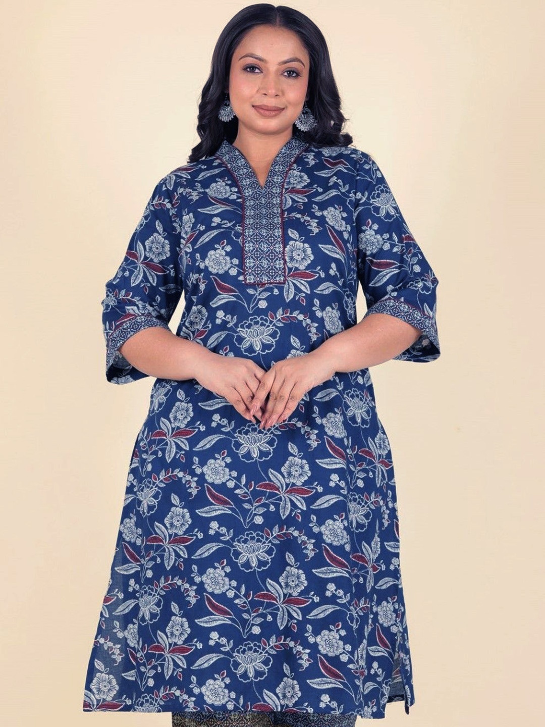 

Aramya Floral Printed Cotton Straight Kurta, Blue