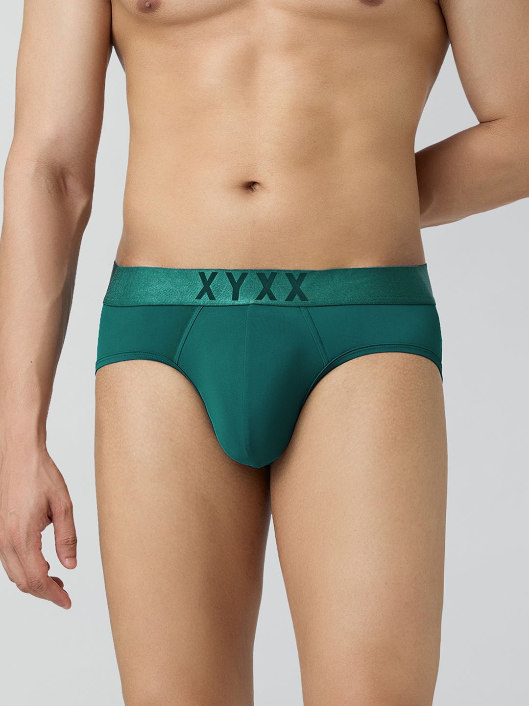 

XYXX Men Solid Rev Tactel Briefs Underwear, Green