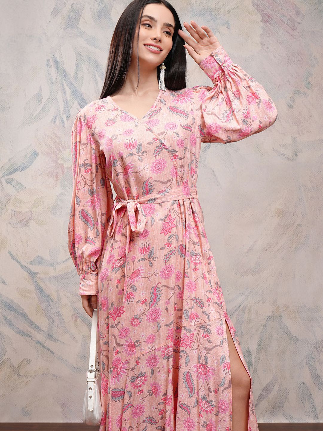 

Vishudh Women Floral Printed Maxi Dress, Pink