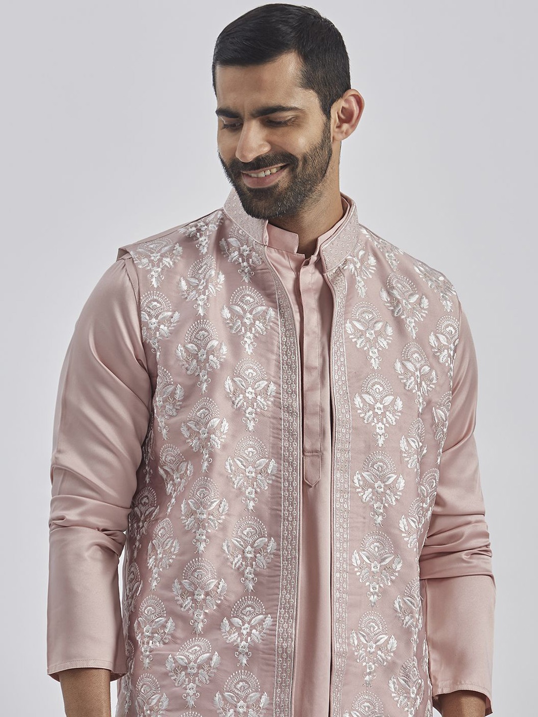 

VASTRAMAY Embroidered Woven Nehru Jacket, Beige