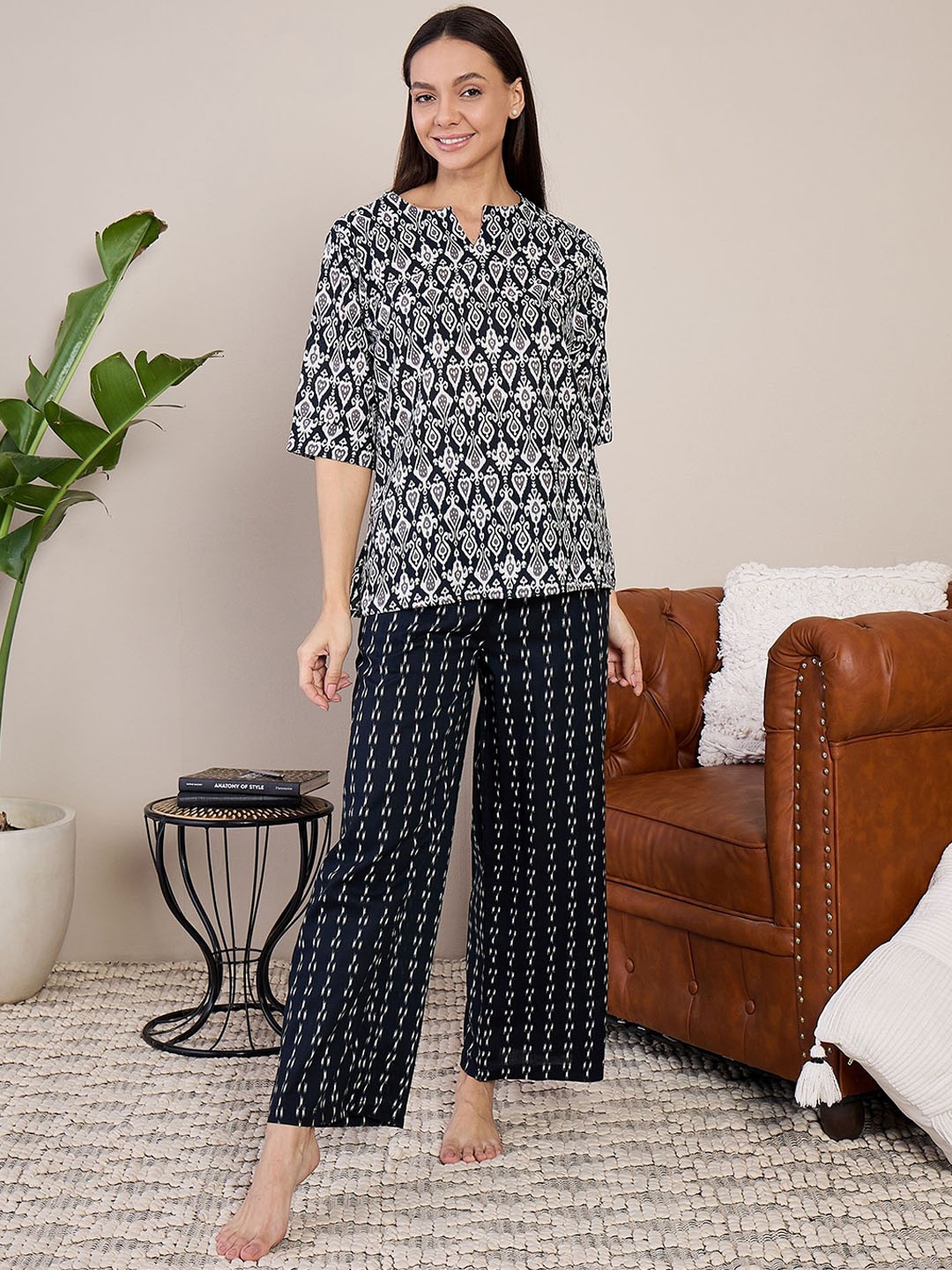 

July Women Geometric Printed Pure Cotton Night suit, Navy blue