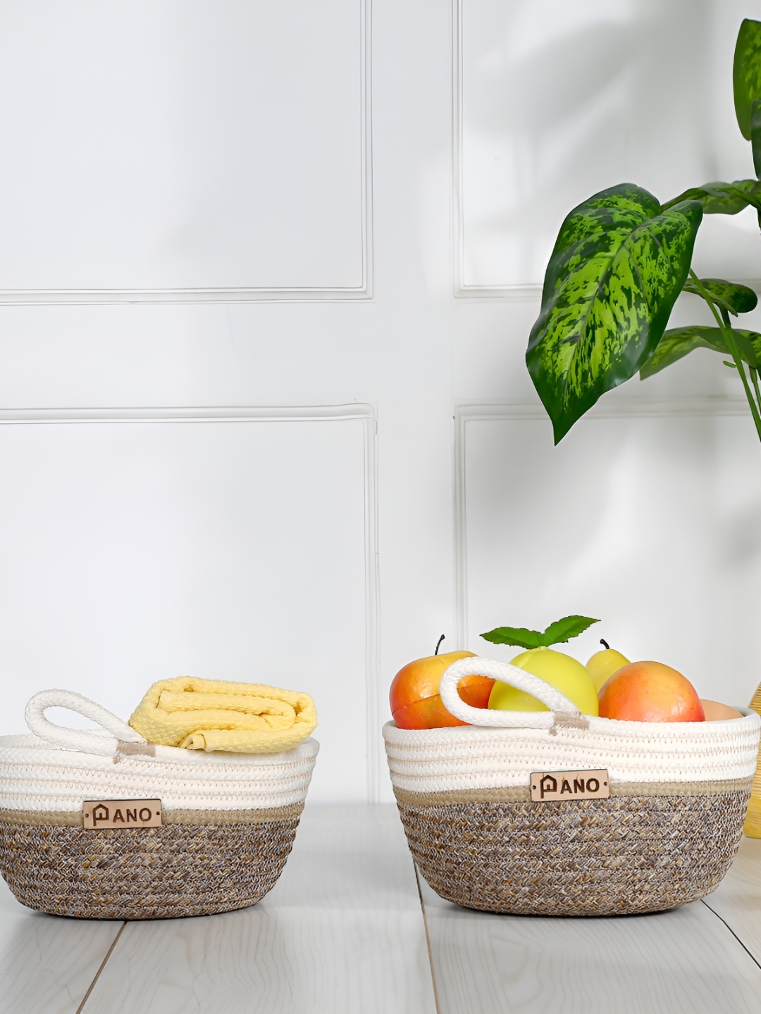 

Pano Beige & White 2 Pieces Round Shaped Fruit & Vegetable Baskets