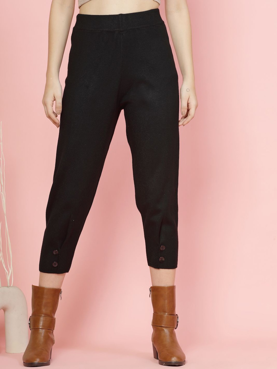 

Mafadeny Women Regular Fit High Rise Three Fourth Length Trouser, Black